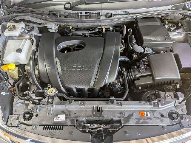 日産 ラフェスタ ２．０ H29年 () 99