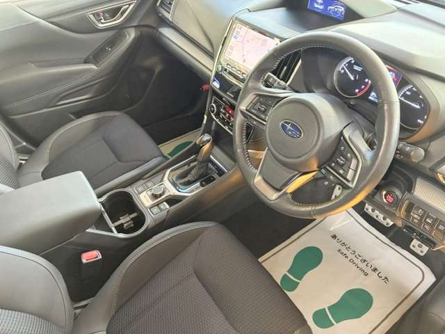 スバル フォレスター　ハイブリッド ２．０ アドバンス ４ＷＤ H30年 (関東) 99