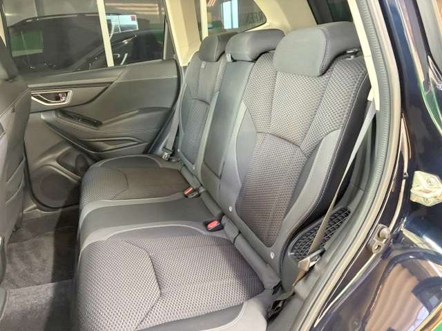スバル フォレスター　ハイブリッド ２．０ アドバンス ４ＷＤ H30年 (関東) 99