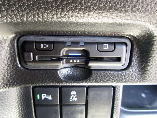 ホンダ Ｎ　ＢＯＸ カスタム ６６０ Ｌ ターボ R3年 (関東) 99