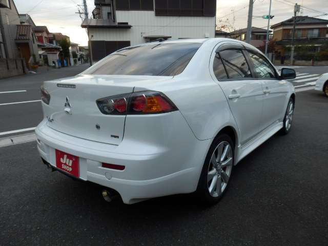 三菱 ギャラン　フォルティス ２．０ ラリーアート ４ＷＤ H23年 (関東) 99