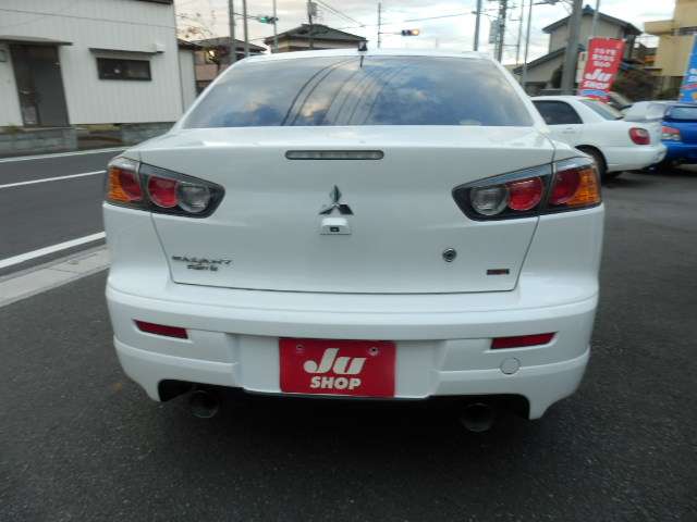 三菱 ギャラン　フォルティス ２．０ ラリーアート ４ＷＤ H23年 (関東) 99