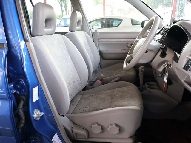 マツダ デミオ １．３ ＬＸ－Ｇ H13年 (関東) 99