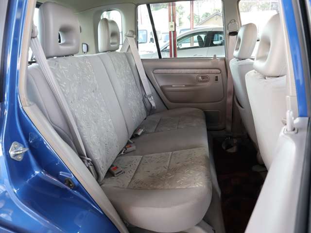 マツダ デミオ １．３ ＬＸ－Ｇ H13年 (関東) 99