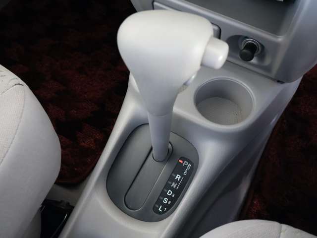 マツダ デミオ １．３ ＬＸ－Ｇ H13年 (関東) 99