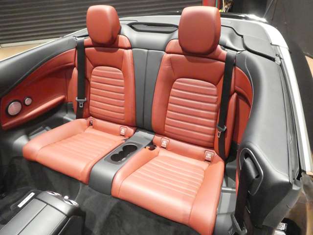 ＡＭＧ Ｃクラスカブリオレ Ｃ４３ ４マチック ４ＷＤ H29年 (関東) 99