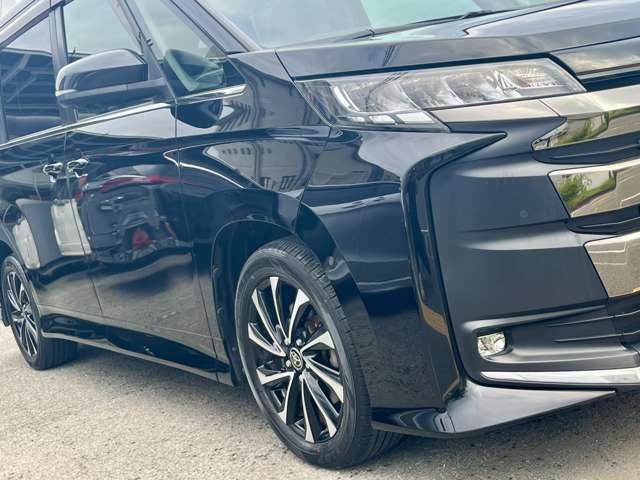 トヨタ ノア ２．０ Ｓ－Ｚ R4年 (近畿) 99