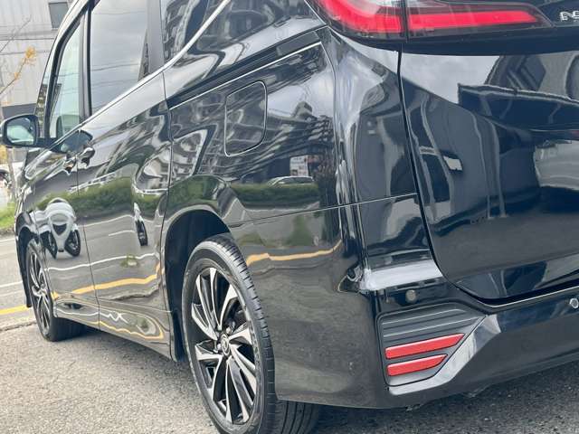 トヨタ ノア ２．０ Ｓ－Ｚ R4年 (近畿) 99