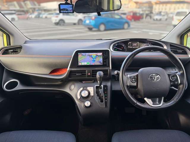 トヨタ シエンタ　ハイブリッド ハイブリッド １．５ Ｇ H28年 (近畿) 99