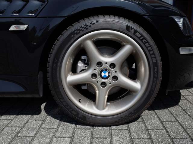 ＢＭＷ Ｚ３ ロードスター　２．２ｉ H13年 (近畿) 99