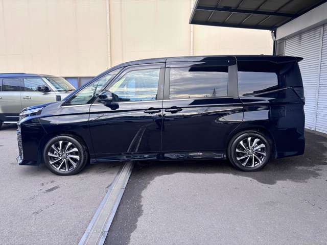 トヨタ ヴォクシー ２．０ Ｓ－Ｚ R5年 (近畿) 99