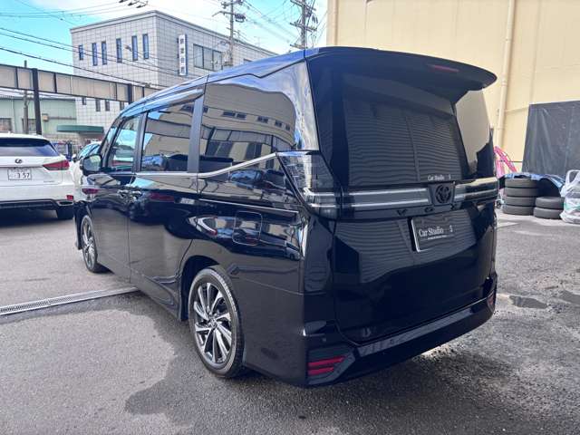トヨタ ヴォクシー ２．０ Ｓ－Ｚ R5年 (近畿) 99
