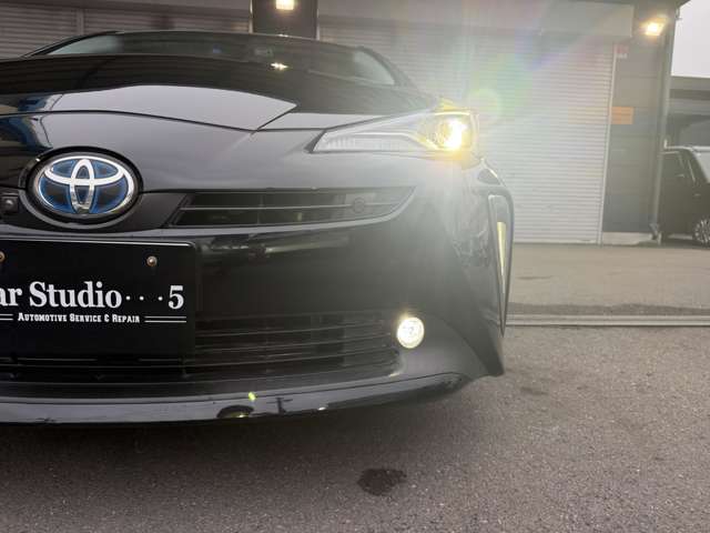 トヨタ プリウス １．８ Ｓ ツーリングセレクション R4年 (近畿) 99