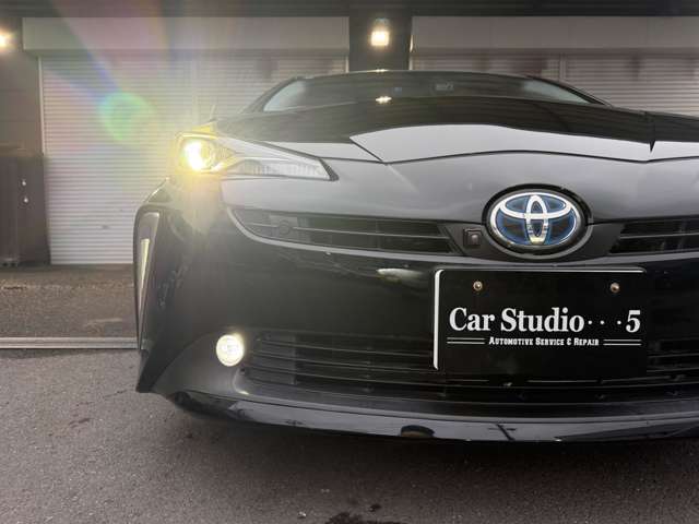 トヨタ プリウス １．８ Ｓ ツーリングセレクション R4年 (近畿) 99