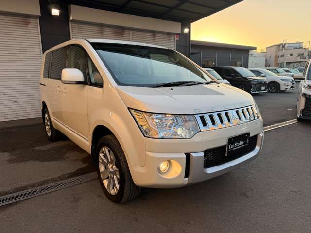 三菱 デリカ　Ｄ：５ ２．２ Ｄ パワーパッケージ ディーゼルターボ ４ＷＤ H27年 (近畿) 99