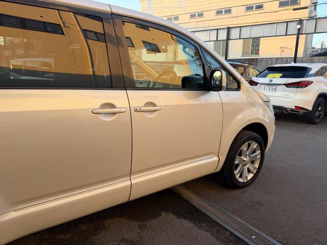 三菱 デリカ　Ｄ：５ ２．２ Ｄ パワーパッケージ ディーゼルターボ ４ＷＤ H27年 (近畿) 99
