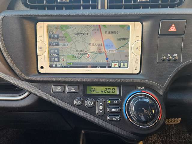 トヨタ アクア １．５ Ｇ H26年 (近畿) 99