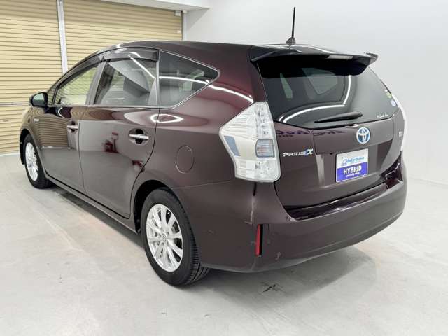 トヨタ プリウスΑ １．８ Ｓ チューン ブラック H25年 (近畿) 99