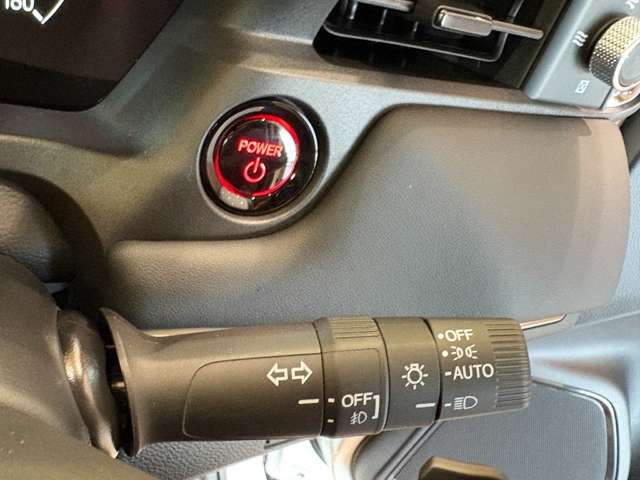 ホンダ ヴェゼル １．５ Ｅ：ＨＥＶ Ｚ R8年 (近畿) 99