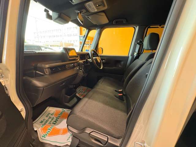 ホンダ Ｎ　ＢＯＸ カスタム ６６０ R7年 (近畿) 99