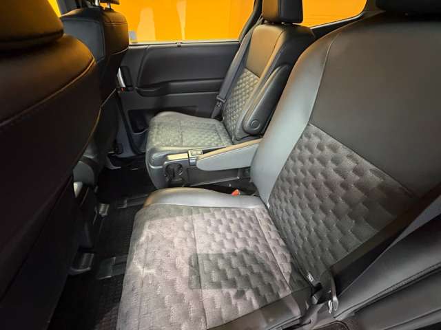 トヨタ ヴォクシー ２．０ Ｓ－Ｚ R7年 (近畿) 99