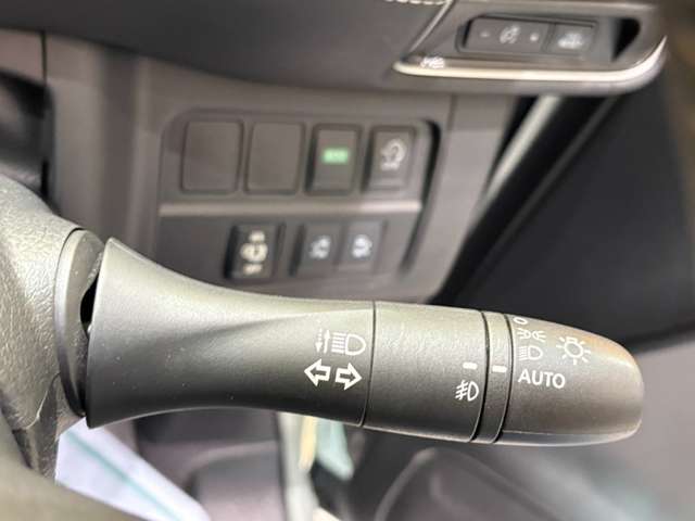 日産 セレナ ２．０ ハイウェイスター Ｖセレクション H30年 (近畿) 99