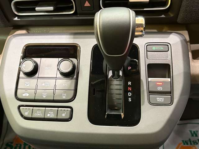 ホンダ フリード １．５ エアー ＥＸ R8年 (近畿) 99