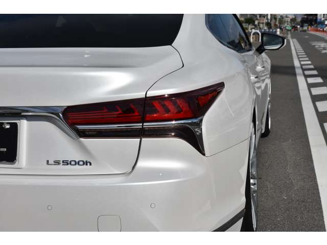 レクサス ＬＳ５００ｈ バージョンＬ H29年 (近畿) 99