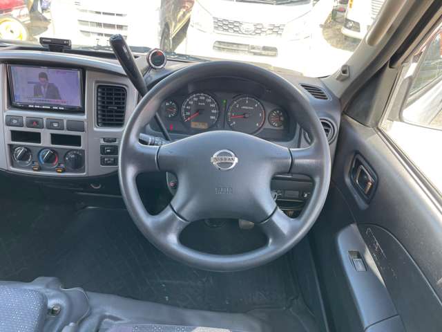 日産 キャラバンバン ３．０ ＤＸ ロングボディ ディーゼルターボ ４ＷＤ H22年 (近畿) 99