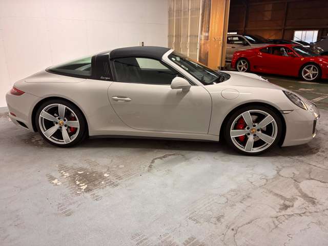 ポルシェ ９１１ タルガ４Ｓ ＰＤＫ R1年 (近畿) 99