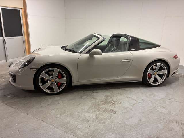 ポルシェ ９１１ タルガ４Ｓ ＰＤＫ R1年 (近畿) 99
