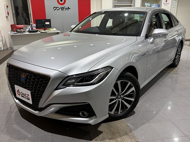 トヨタ クラウン　ハイブリッド ハイブリッド ２．５ Ｓ ＦＯＵＲ Ｃパッケージ ４ＷＤ R1年 () 99