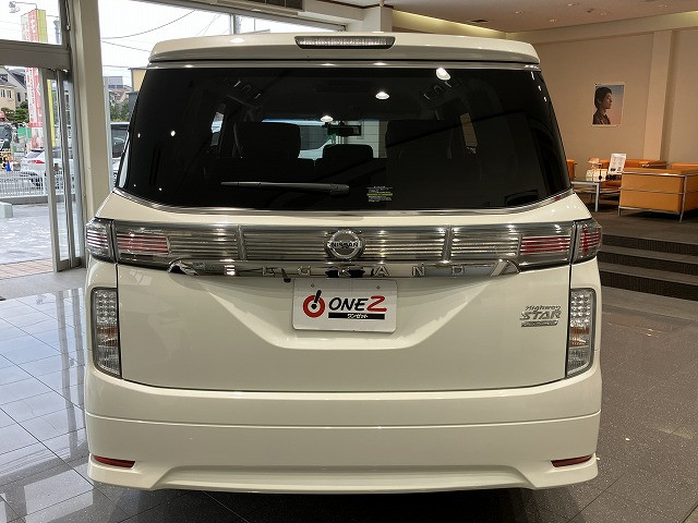 日産 エルグランド ２．５ ２５０ハイウェイスターＳ アーバンクロム H30年 () 99