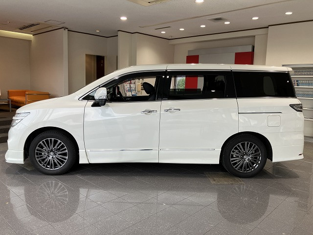 日産 エルグランド ２．５ ２５０ハイウェイスターＳ アーバンクロム H30年 () 99
