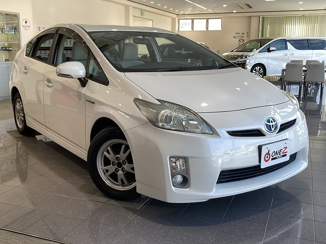 トヨタ プリウス １．８ Ｓ H23年 (近畿) 99