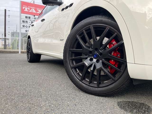 マセラティ レヴァンテ Ｓ グランスポーツ ４ＷＤ H30年 (近畿) 99