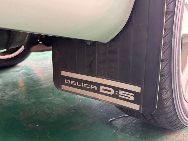 三菱 デリカ　Ｄ：５ ２．４ Ｇ パワーパッケージ ４ＷＤ H23年 (近畿) 99
