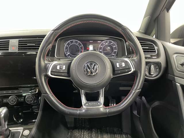 フォルクスワーゲン ゴルフ ＧＴＩ　ダイナミック H30年 (近畿) 99