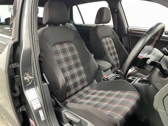 フォルクスワーゲン ゴルフ ＧＴＩ　ダイナミック H30年 (近畿) 99