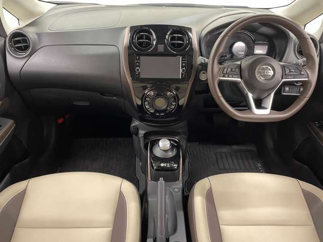 日産 ノート １．２ Ｅ－ＰＯＷＥＲ メダリスト H29年 (近畿) 99