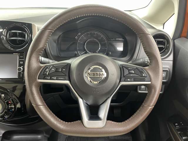 日産 ノート １．２ Ｅ－ＰＯＷＥＲ メダリスト H29年 (近畿) 99