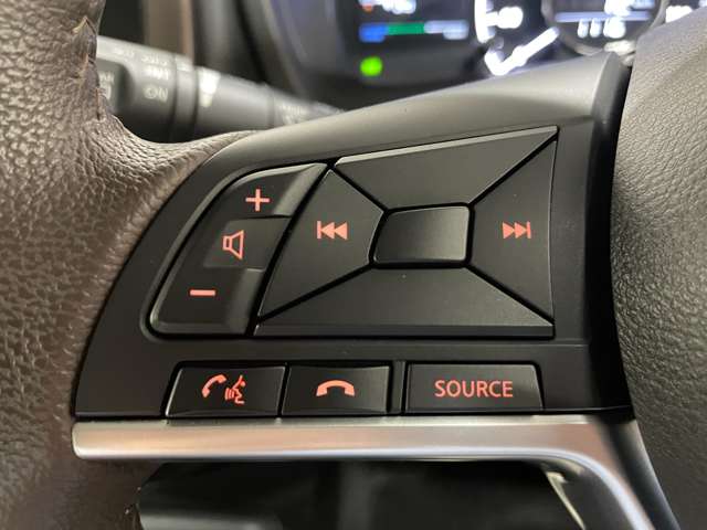 日産 ノート １．２ Ｅ－ＰＯＷＥＲ メダリスト H29年 (近畿) 99