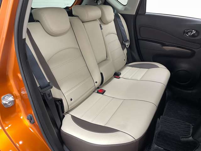 日産 ノート １．２ Ｅ－ＰＯＷＥＲ メダリスト H29年 (近畿) 99