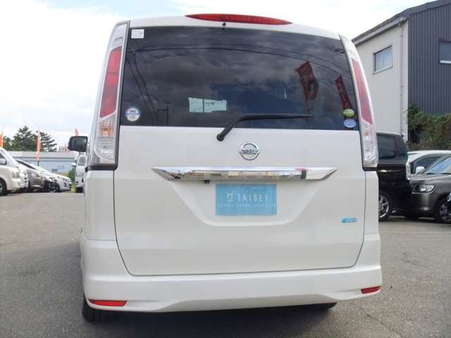 日産 セレナ ２．０ ハイウェイスター Ｖセレクション H23年 (近畿) 99
