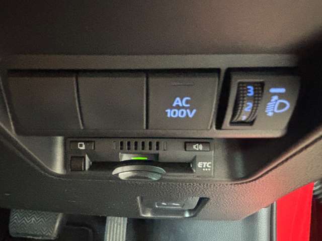 トヨタ アクア １．５ Ｇ R3年 (近畿) 99