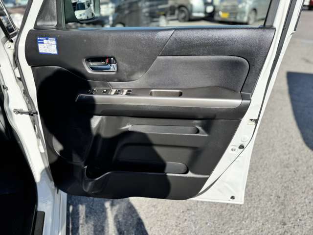 スズキ スペーシア ６６０ カスタム Ｚターボ デュアルカメラブレーキサポート装着車 H29年 (近畿) 99
