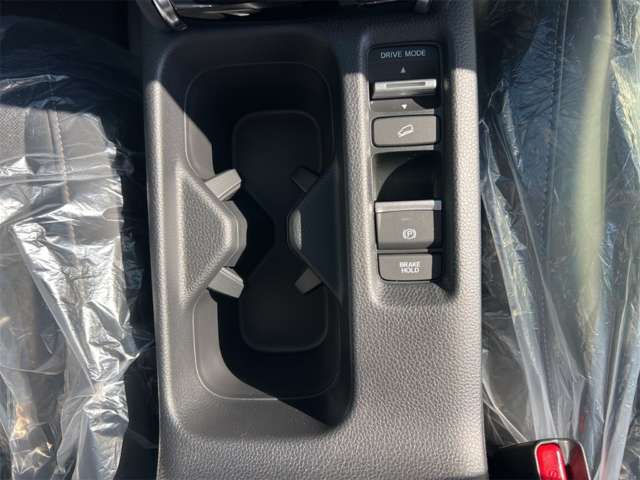ホンダ ヴェゼル １．５ Ｅ：ＨＥＶ Ｚ R8年 (近畿) 99