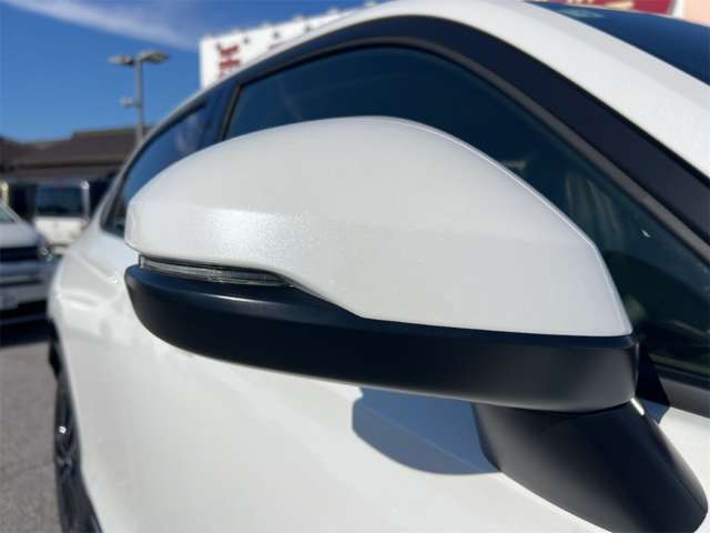 ホンダ ヴェゼル １．５ Ｅ：ＨＥＶ Ｚ R8年 (近畿) 99