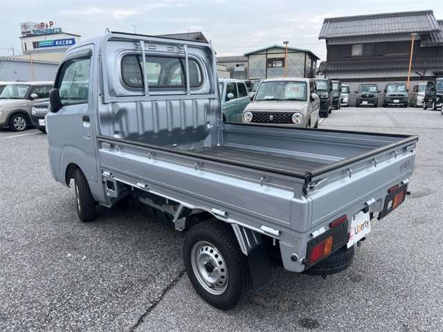 ダイハツ ハイゼットトラック ６６０ スタンダード ３方開 ４ＷＤ R8年 (近畿) 99