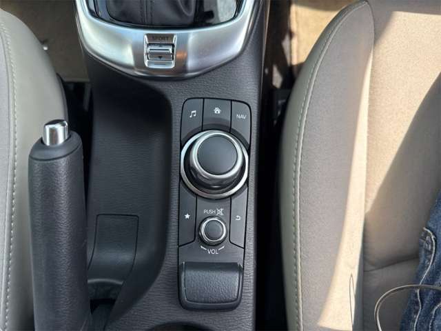 マツダ ＭＡＺＤＡ２ １．５ １５Ｓ サンリット シトラス R4年 (近畿) 99